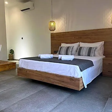 Sydney Hotel